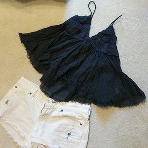 Delicate FP top. EUC. Like new.